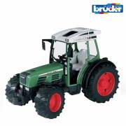 Bruder Fendt 209 Traktör BR02100