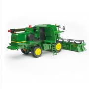 Bruder John Deere T670İ Biçerdöver BR02132