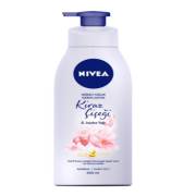 Nivea Vücut Losyonu Kiraz Çiçeği&Jojoba Yağı 400 ml