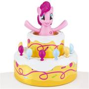 Hasbro Pinkie Pie Pasta Sürprizi B2222