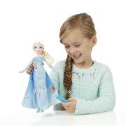 Hasbro Disney Frozen Sihirli Elbiseler Elsa B6699