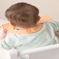 Wee Baby 927 Prime Silikon Mama Önlüğü Turuncu