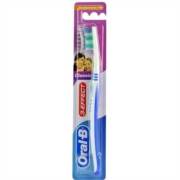 Oral-B 3-Effect Classic Diş Fırçası Medium